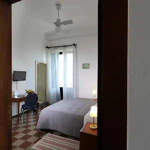 2* Hotel Astoria